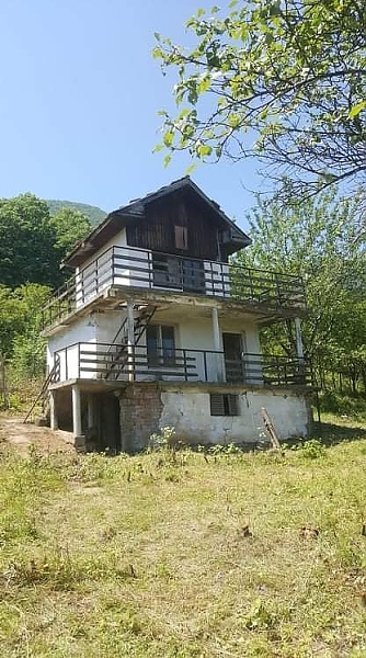 old-villa-with-vast-plot-of-land-and-great-panoramic-views-situated-in-the-mountains-just-10-km-away-from-vratsa-bulgaria