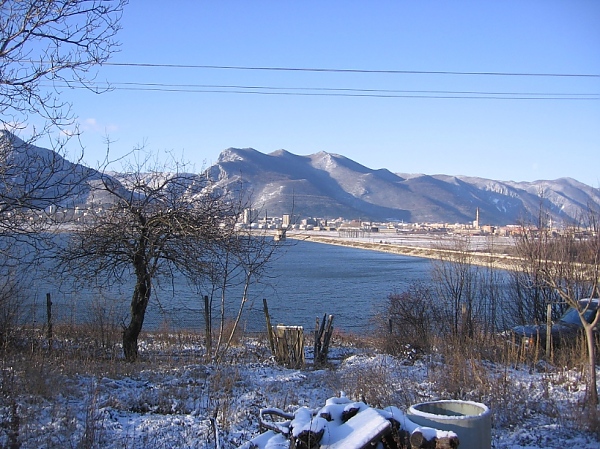 plot-of-land-with-road-access-water-well-and-nice-panoramic-views-situated-just-4-km-outside-big-city-in-the-northwest-of-bulgar
