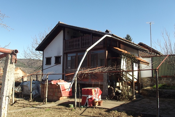 solid-villa-with-plot-of-land-and-nice-views-located-just-one-hour-away-from-sofia-bulgaria