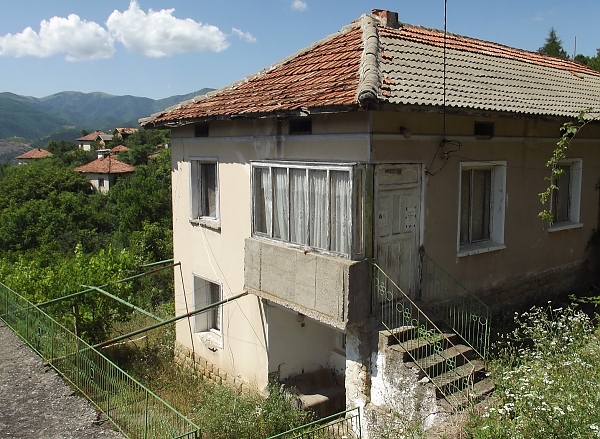 old-country-house-with-annex-land-and-great-panoramic-views-just-one-hour-away-from-sofia-bulgaria