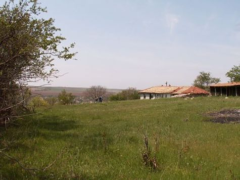 /an-old-country-house-with-nice-views-located-30-km-from-the-black-sea/